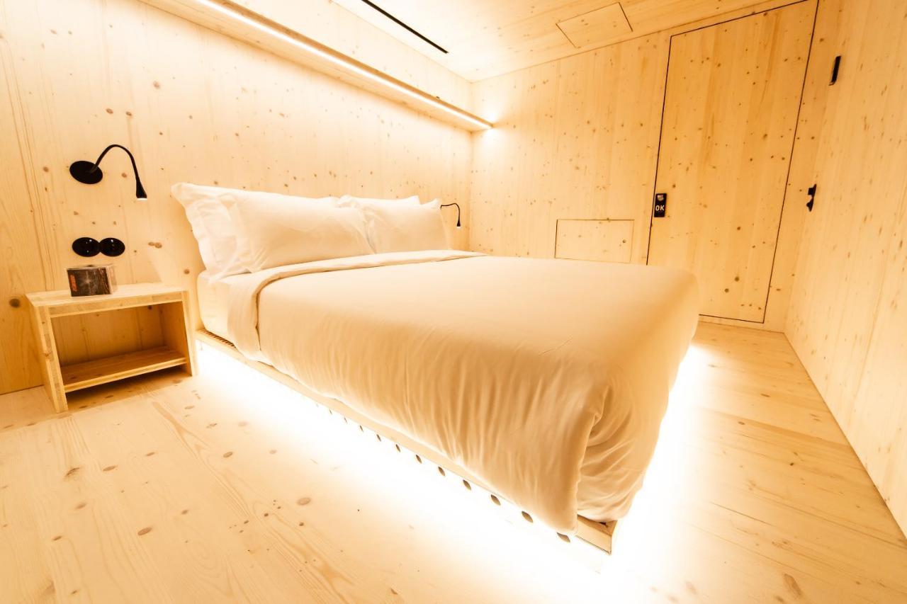 Zero Box Lodge ポルト エクステリア 写真